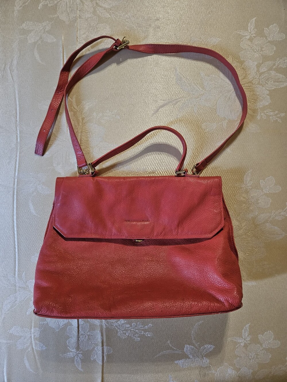 Cuir Rose Leather Shoulder Bag Made In Italy. Color Coral With Dual Straps.